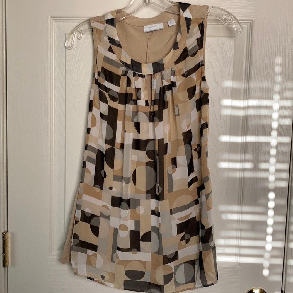 New York and Company Women’s Tan Block Patterned Tank (size XS)